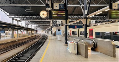 180 nowych EZT dla Belgii. Największy kontrakt w historii CAF