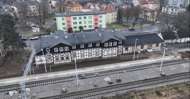 Ciechocinek: Przebudowany tylko jeden z dwóch peronów 