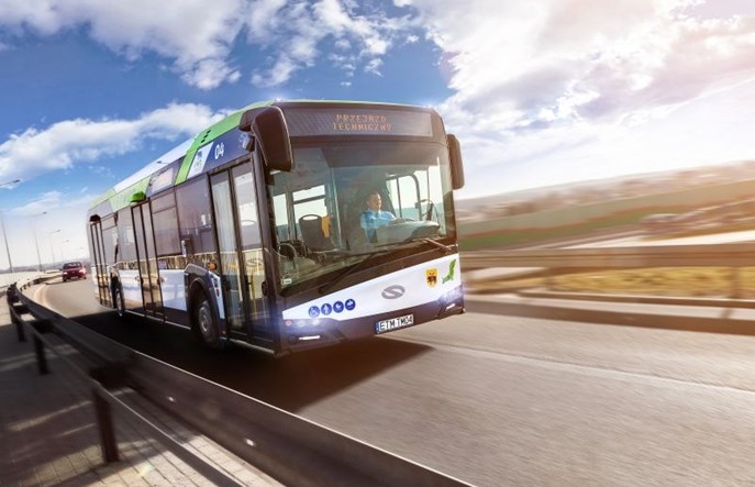 Posiadacze Karty Tomaszowianina podróżują w swoim mieście bezpłatnie