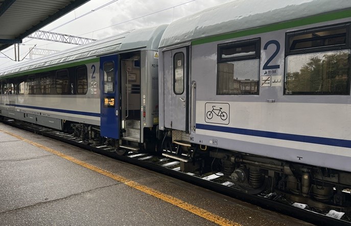 PKP Intercity: Znowu bez ofert na wynajem wagonów 2 klasy