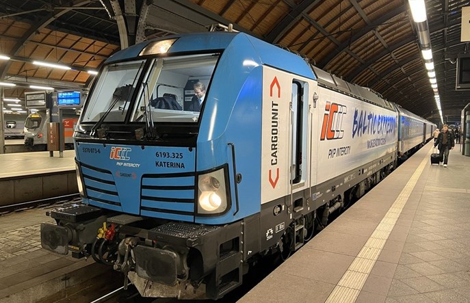 Baltic Express PKP Intercity już z wagonem sypialnym i czeskim barem