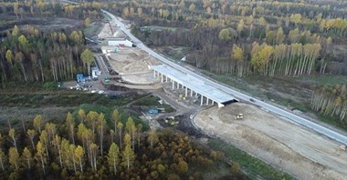 Rail Baltica wyhamuje? Przeszkodą Wody Polskie