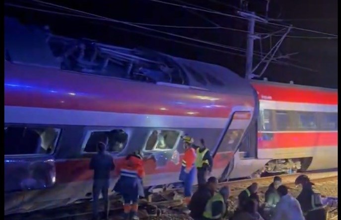 Katastrofa kolejowa w Hiszpanii. Zderzyły się dwa pociągi KDP, są ofiary [aktualizacja]