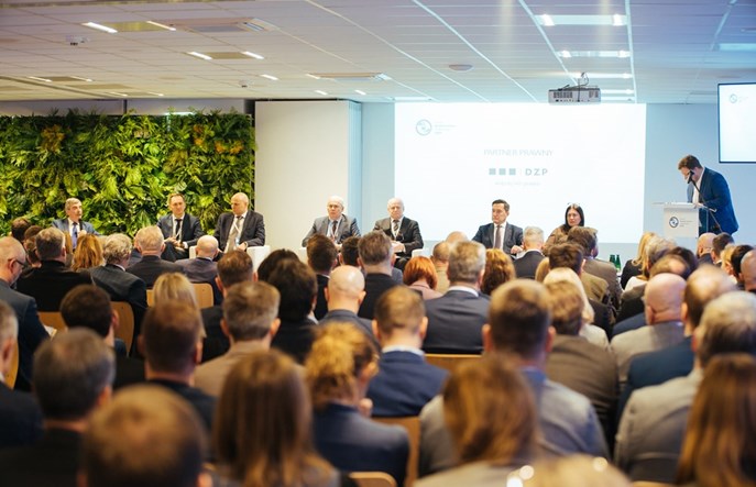 Kurkowski (GDDKiA), Góra (UTK) Suchoń, Horała (Sejm RP), Popławski (OSW), Kozioł (PISM) na Kongresie Infrastruktury Obronnej Polski! 