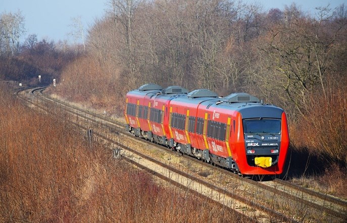 PKP Intercity: Już 14 DM90 z SKPL w służbie, a to nie koniec