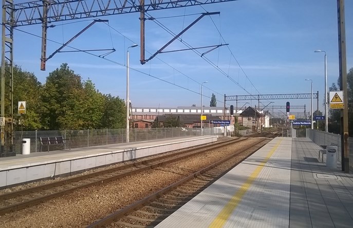 PKP Intercity ograniczy liczbę postojów w Kuźni Raciborskiej 