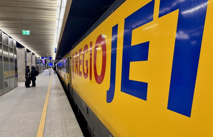 PKP SA vs RegioJet. Co z reklamą na dworcach?