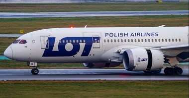 LOT. Jeden boeing 787 uziemiony w Miami 