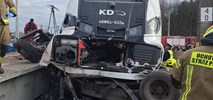 Chrząstawa Mała. Dostawczakiem w pociąg, tragiczny finał zderzenia