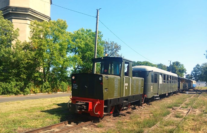 Łódzkie: Drogi rowerowe zamiast czy obok wąskotorówek? 