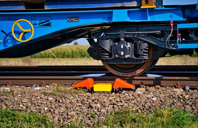 PKP PLK stawia na wysokie standardy utrzymania systemów dSAT. Nowa, czteroletnia umowa z voestalpine Signaling Poland.