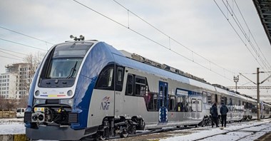 PESA: Pierwszy regionalny EZT dla Rumunii może wozić pasażerów 