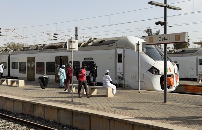 Kolej w Senegalu: od kolonialnych torów do nowoczesnej kolei aglomeracyjnej