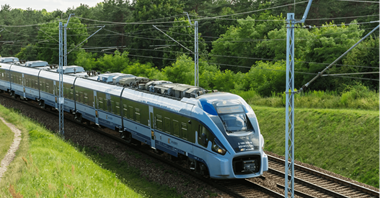 Start pociągów Warszawa – Łomża później, ale będzie ich więcej 