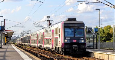 Paryska Metropolia z przetargiem na 300 pociągów piętrowych