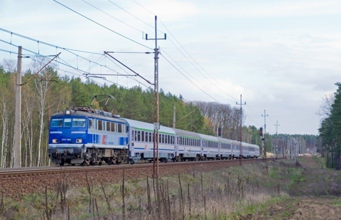 PKP Intercity: Komercja, a nie dotacja pomogą małym miastom