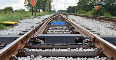 Mogli wykoleić pociąg w Białymstoku. Nieodpowiedzialne zachowanie nastolatków