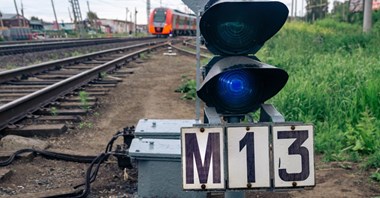 Zmiany w instrukcjach Ir-1 i Ie-1. Nowe przepisy wpłyną na prowadzenie ruchu i sygnalizację na polskiej kolei