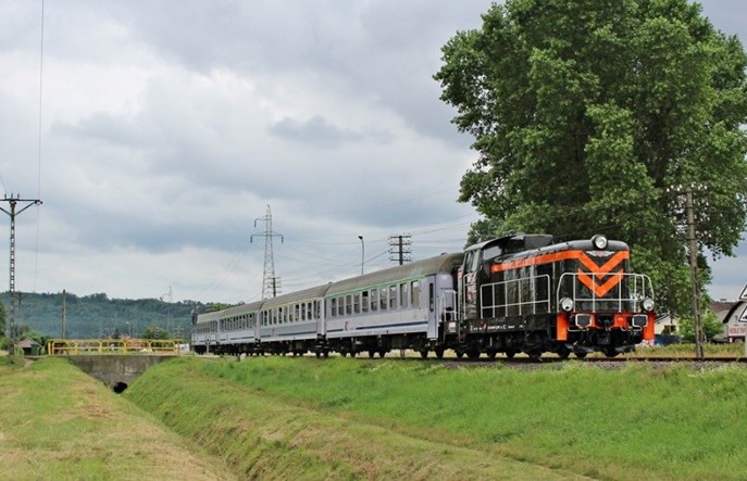 PKP Intercity i Nieśpieszny. Co pociągnie skład na trasach spalinowych?