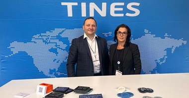 TINES Rail i AGH na Railway Forum Napoli 2025. Prezentacja dot. zintegrowanej nawierzchni tramwajowo-drogowej TINES® TRAM
