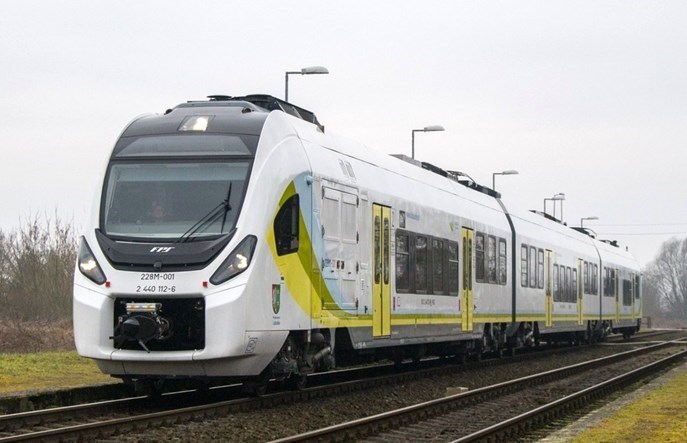 Lubuskie: Ciąg dalszy problemów taborowych, także z hybrydami 