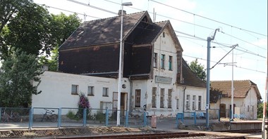 PKP SA z ofertami na remont dworca Korzeńsko