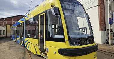 Toruń zamówi 4 kolejne nowe tramwaje. Z PESA Bydgoszcz