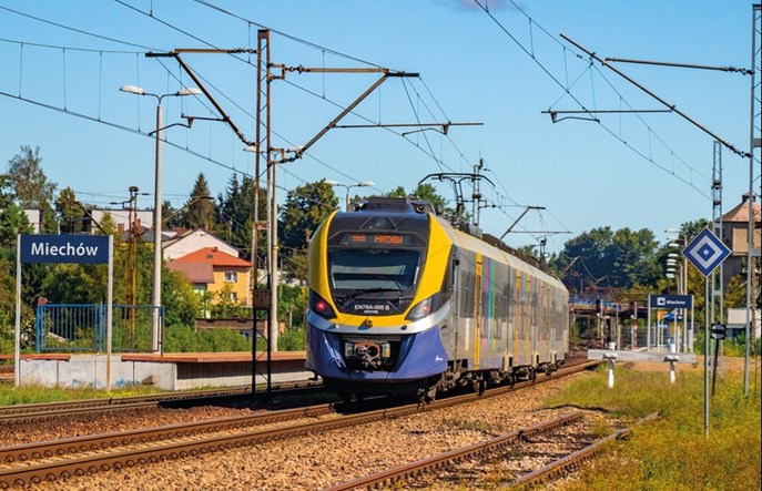 Małopolskie: Decyzja o powołaniu własnego przewoźnika była bardzo dobra 