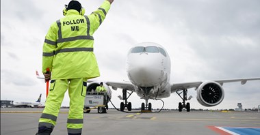 Poznań: Lotnisko wdraża ciszę nocną, 4 godziny bez startów i lądowań!