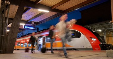 UTK: Przewozy pasażerskie nadal szybko rosną