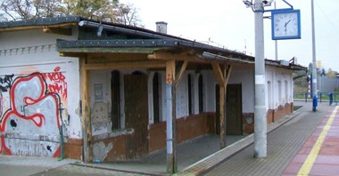 PKP SA z ofertami na remont dworca w Pęgowie