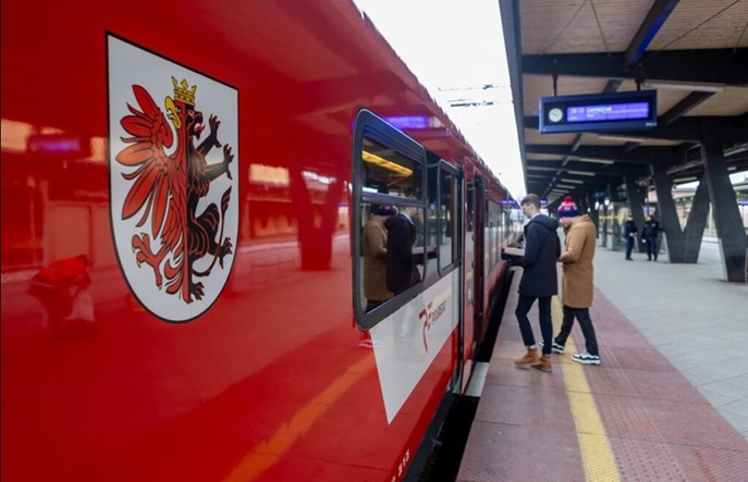 Kujawsko-pomorskie: Kolejne przetargi na przewozy z dużym wyprzedzeniem 