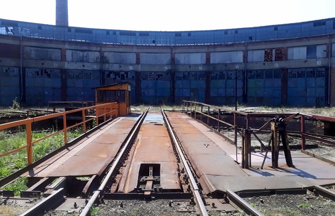 Gniezno: Koszty remontu parowozowni przekroczyłyby miejski budżet 