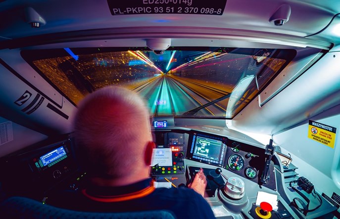 CMK. Kolejne testy Pendolino na 250 km/h. Regularny ruch w 2 poł. 2027 r.