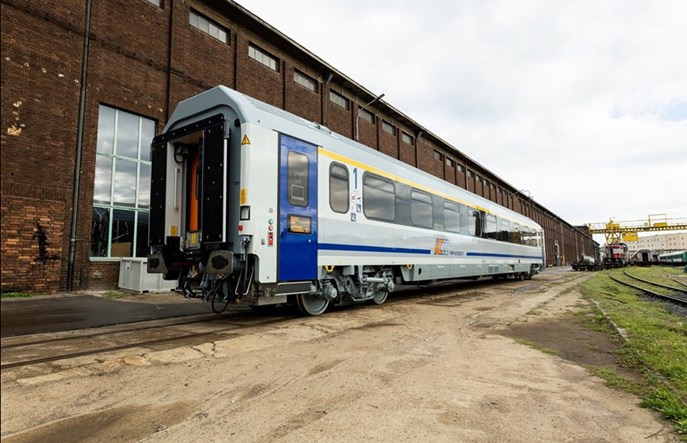 ARP: FPS za 10-15 lat chce być prestiżowym dostawcą taboru