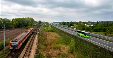Koleo i FlixBus: Wspólny bilet kolejowo-autobusowy przyciągnął wielu podróżnych
