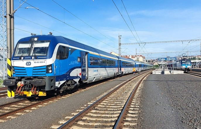 České dráhy mają już wszystkie składy ComfortJet od Siemensa i Škody