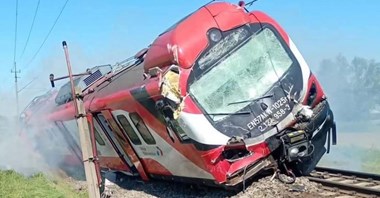 Linia Poznań – Piła wciąż zablokowana po wypadku. Objazdy Intercity