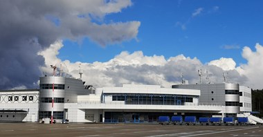 Lotnisko Szczecin-Goleniów: Wzrost przychodów w cieniu kolejnej rocznej straty 