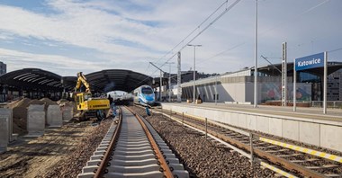 Śląskie: Sporo zmian w dostępności peronów, w tym w Katowicach 