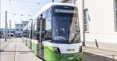 Tramwaje Flexity wchodzą do służby w Grazu. Wkrótce będzie ich więcej