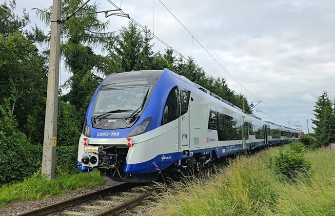 Za rok pociągi PKP Intercity ze Szczecina do Gdyni przez Szczecinek 