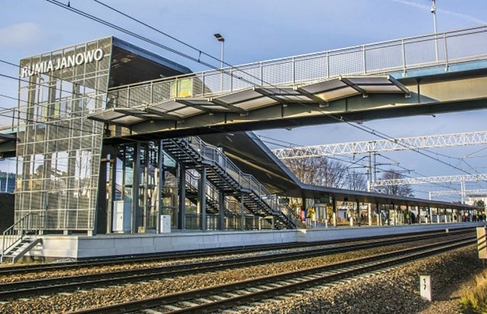 PKP SKM: Koniec problemów z windami w Rumi 