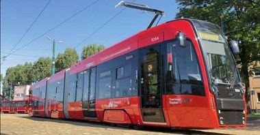 Pierwszy nowy Twist PESA dla Tramwajów Śląskich wozi pasażerów