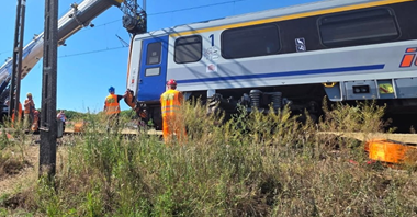 Białośliwie. Pociąg PKP Intercity wkolejony, ruch wznowiony po wypadku z POLREGIO