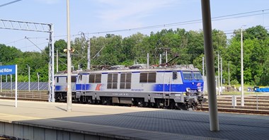Wielkie honorowanie biletów. PKP Intercity, POLREGIO, KM i ŁKA