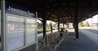 Dolnośląskie: Tor bezstykowy pomiędzy Świdnicą a Jaworzyną Śląską 