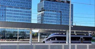 Łódź – Warszawa: Wyniki PKP Intercity wreszcie lepsze niż przed pandemią 