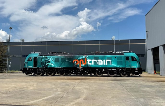 OnTrain odebrał pierwszego Dragona z Newagu