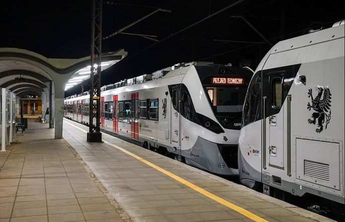 PKP SKM: Na liniach regionalnych pojedzie tabor nowy lub zmodernizowany 